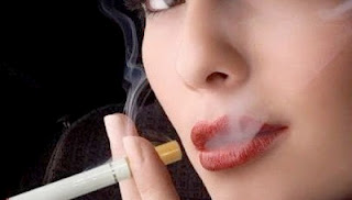 ΕΟΦ: “Το ηλεκτρονικό τσιγάρο δεν είναι ακίνδυνο” - Φωτογραφία 1