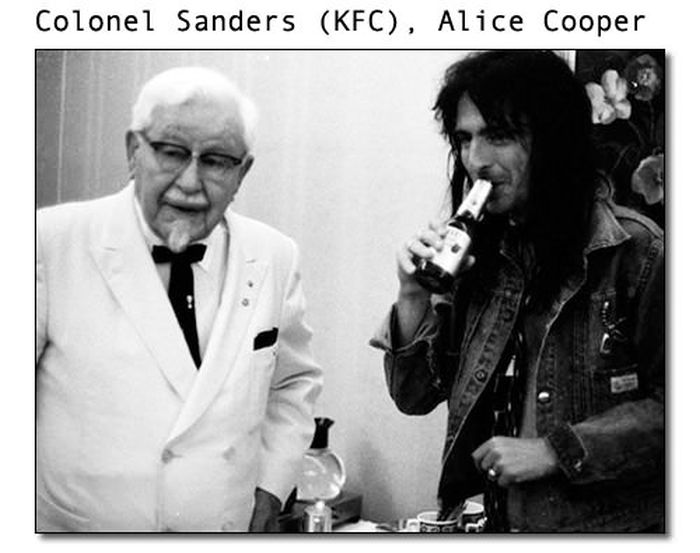 Ο παππούς των KFC με τον Alice Cooper, ο Χίτλερ γελαστός, ο Στάλιν στα νιάτα του κι άλλοι [ΣΠΑΝΙΕΣ ΦΩΤΟ] - Φωτογραφία 6