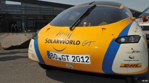 O γύρος του κόσμου με ηλιακό όχημα - Φωτογραφία 1