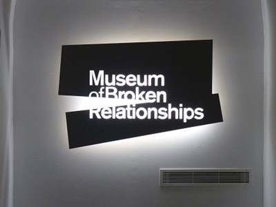 ΔΕΙΤΕ: Μουσείο... χωρισμού γεμάτο αναμνήσεις - Φωτογραφία 4
