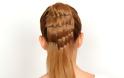 Πώς να κάνεις ένα διαφορετικό ponytail-κοτσίδα με τσιμπιδάκια! - Φωτογραφία 17