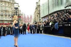 Λαμπερή όπως πάντα η Charlize Theron [Video]