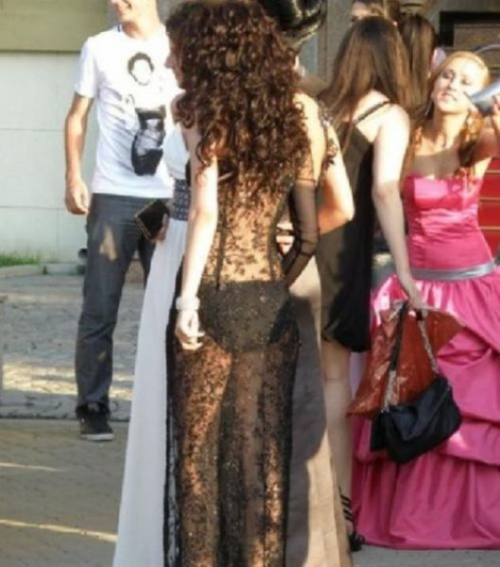 Δείτε πως πάνε οι Βουλγάρες μαθήτριες ντυμένες στο σχολικό χορό…!! [φωτο] - Φωτογραφία 6