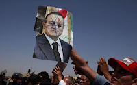 Ισόβια κάθειρξη για τον Μουμπάρακ - Φωτογραφία 1