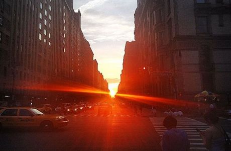 Here comes the sun: ένα μοναδικό αστικό φαινόμενο στη Νέα Υόρκη - Φωτογραφία 4