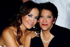 Διάσημα μουσικά αστέρια και οι μητέρες τους!