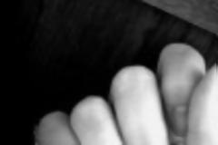 Γιατί λέμε χτύπα ξύλο και χτυπάμε;