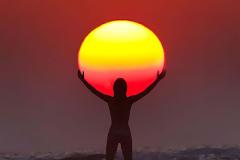 Παίζοντας με τον ήλιο…