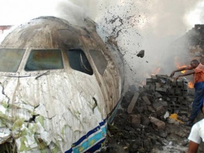 Αεροπορική τραγωδία στη Νιγηρία[ΦΩΤΟ] - Φωτογραφία 2