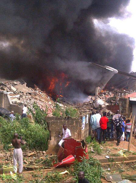 Αεροπορική τραγωδία στη Νιγηρία[ΦΩΤΟ] - Φωτογραφία 4