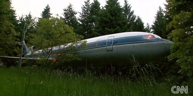 ΦΩΤΟ: Μετέτρεψε παλιό αεροπλάνο της Ολυμπιακής στο σπίτι των ονείρων του - Φωτογραφία 2