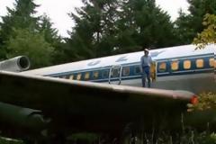 ΦΩΤΟ: Μετέτρεψε παλιό αεροπλάνο της Ολυμπιακής στο σπίτι των ονείρων του