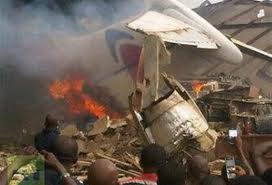 Νιγηρία: Τριήμερο πένθος μετά την πολύνεκρη συντριβή αεροσκάφους - Φωτογραφία 1