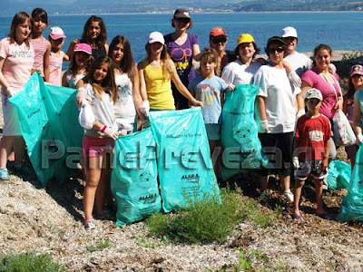 Πρέβεζα: Καθάρισαν την ακτή στο Μονολίθι - Φωτογραφία 3