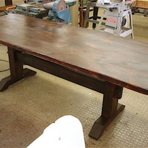 ΔΕΙΤΕ: Υπέροχα τραπέζια από ανακυκλωμένη ξυλεία - Φωτογραφία 8