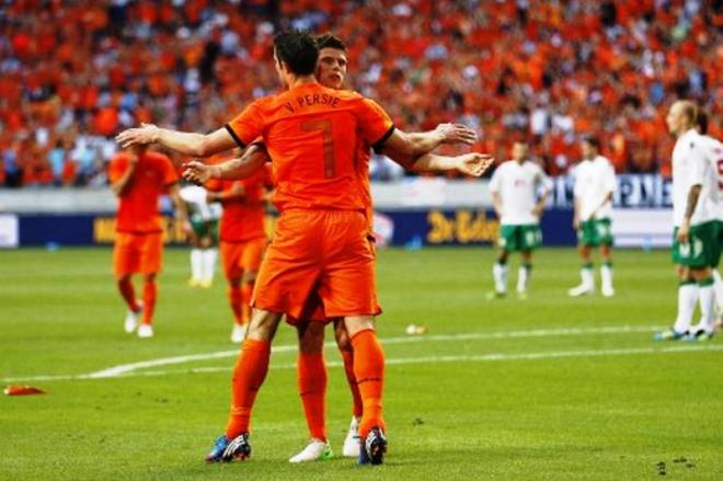 EURO 2012: Δίδυμο Φαν Πέρσι – Χούντελααρ στην Ολλανδία! - Φωτογραφία 1