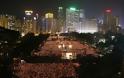 Tens of Thousands Turn up for Tiananmen Vigil in Hong Kong