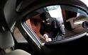 Πολίτες τσάκωσαν κλέφτη σε πάρκινγκ στο Ηράκλειο