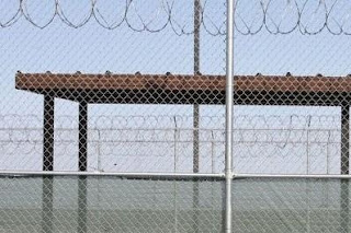 Ετοιμάζονται τα κέντρα κράτησης λαθρομεταναστών σε Κόνιτσα και Γρεβενά - Φωτογραφία 1