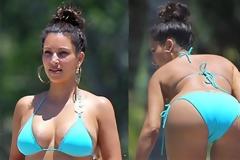 Αναστέναξε» το μαγιό της Kim