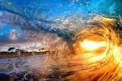 Μαγικές εικόνες ! Μέσα στα κύματα της Χαβάης!