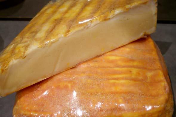 ΔΕΙΤΕ: To πιο βρωμερό τυρί στον κόσμο! - Φωτογραφία 3