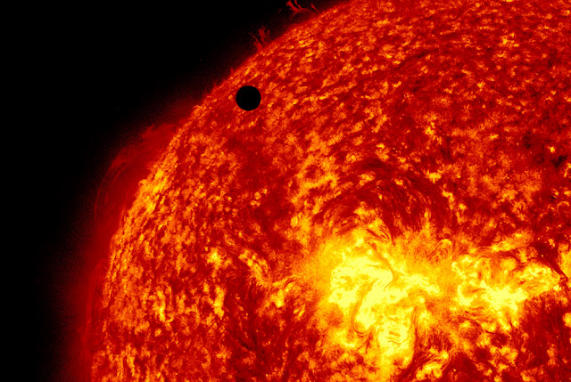 Μοναδικό και εντυπωσιακό θέαμα η διέλευση της Αφροδίτης ανάμεσα στον ήλιο και στην γή! - Φωτογραφία 1