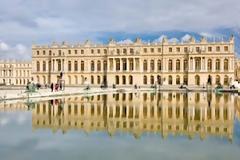 Τα 9 πιο ξακουστά παλάτια του κόσμου