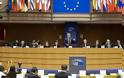 Σε πορεία σύγκρουσης Ευρωκοινοβούλιο και αρχηγοί κρατών για τις Ευρωεκλογές του 2019 - Φωτογραφία 1