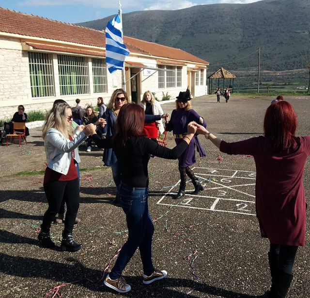 Η Τσικνοπέμπτη στο Δημοτικό Σχολείο ΣΤΑΝΟΥ Αμφιλοχίας (φώτο) - Φωτογραφία 2