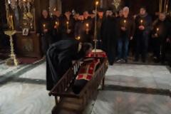 10213 - Η Εξόδιος ακολουθία και η ταφή του Ιερομονάχου Κυρίλλου Χιλιανδαρινού (1935 - 6 Φεβρουαρίου 2018)