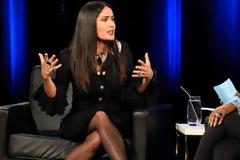 Salma Hayek: «Ο Weinstein απείλησε να με σκοτώσει αν δεν έπεφτα μαζί του στο κρεβάτι» #grxpress #gossip #celebritiesnews