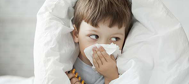Πότε μπορεί μια απλή γρίπη του παιδιού να εξελιχθεί σε κάτι πιο σοβαρό; - Φωτογραφία 1