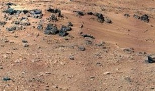 Παρατηρήστε καλά το βίντεο! Θα σας αφήσει άφωνους - Αυτό βρέθηκε στην επιφάνεια του Άρη... [video] - Φωτογραφία 1