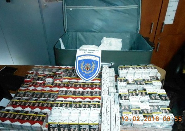 Συλλήψεις αλλοδαπών για παράβαση του νόμου περί λαθρεμπορίου καπνικών προϊόντων στη Μυτιλήνη - Φωτογραφία 1