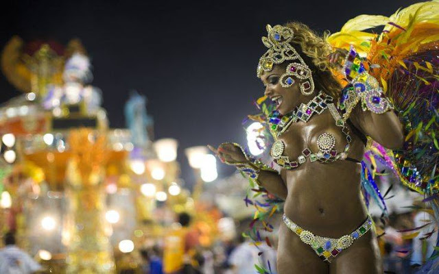 Το καρναβάλι του Ρίο και οι αριθμοί που κόβουν την ανάσα - Φωτογραφία 1