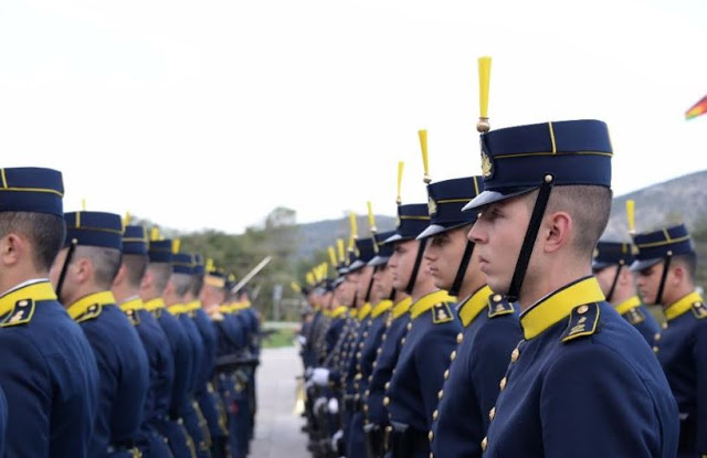 Η πολιτική και στρατιωτική ηγεσία του ΥΠΕΘΑ στην εκδήλωση για τα 190 χρόνια λειτουργίας της Στρατιωτικής Σχολής Ευελπίδων - Φωτογραφία 13