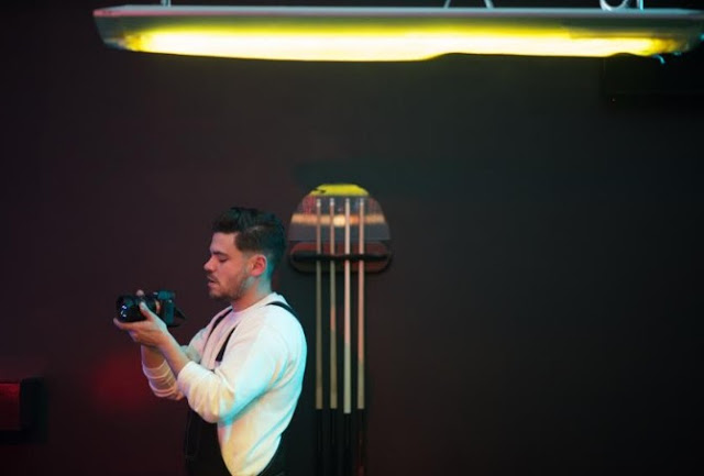 H εκρηκτική τραγουδίστρια των Roodeo και το νέο τους τραγούδι: Στα backstage του βιντεοκλίπ τους [photos] - Φωτογραφία 12