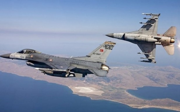 Τεντώνει το σχοινί η Τουρκία - 52 παραβιάσεις σε μια μέρα στο Αιγαίο - Φωτογραφία 1