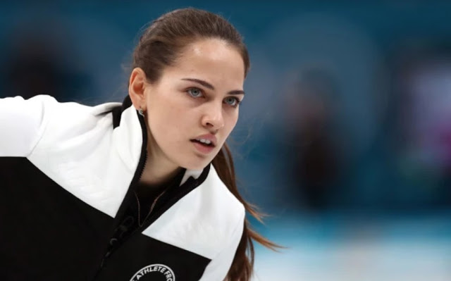 Τους τρέλανε όλους: Αυτή η κούκλα Ρωσίδα τράβηξε τα βλέμματα στους Χειμερινούς Ολυμπιακούς αγώνες [photos - video] - Φωτογραφία 4