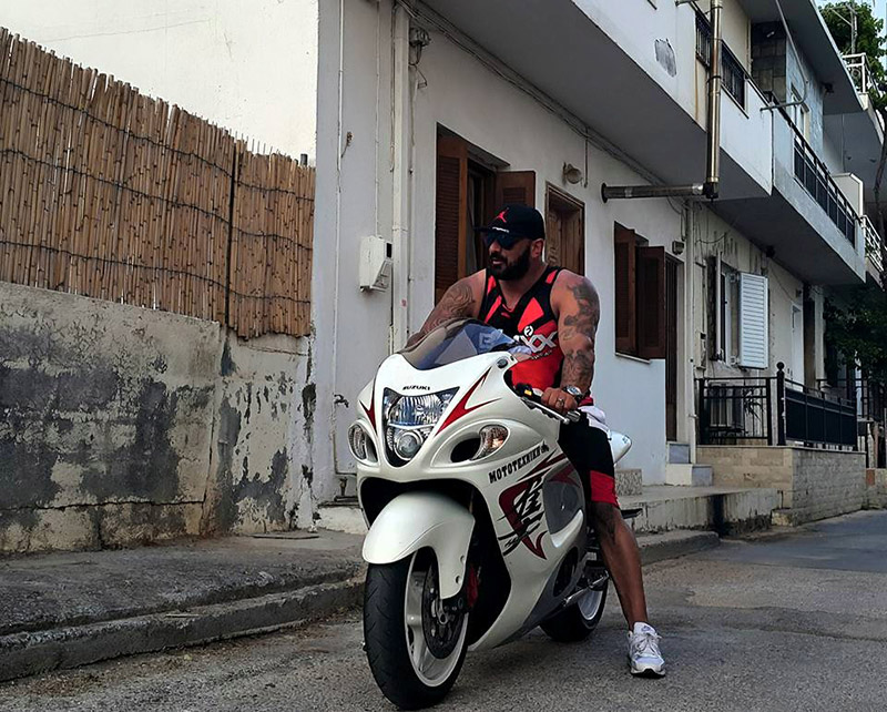 Τροχαίο σοκ με μοτοσικλέτα για Έλληνα πρωταθλητή του bodybuilding - Φωτογραφία 1
