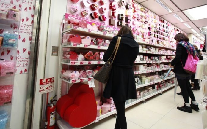 Eνα δισ. ευρώ δίνουν για σοκολάτες οι ερωτευμένοι Ιάπωνες - Φωτογραφία 1