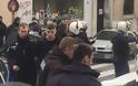 Οι οπαδοί της Ντιναμό Κιέβου έκαναν «γυαλιά καρφιά» μαγαζί στο Κολωνάκι