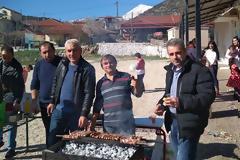 ΓΙΟΡΤΗ ΑΠΟΚΡΙΑΣ ΣΤΟ ΔΗΜΟΤΙΚΟ ΣΧΟΛΕΙΟ ΚΟΜΠΩΤΗΣ (ΦΩΤΟ)