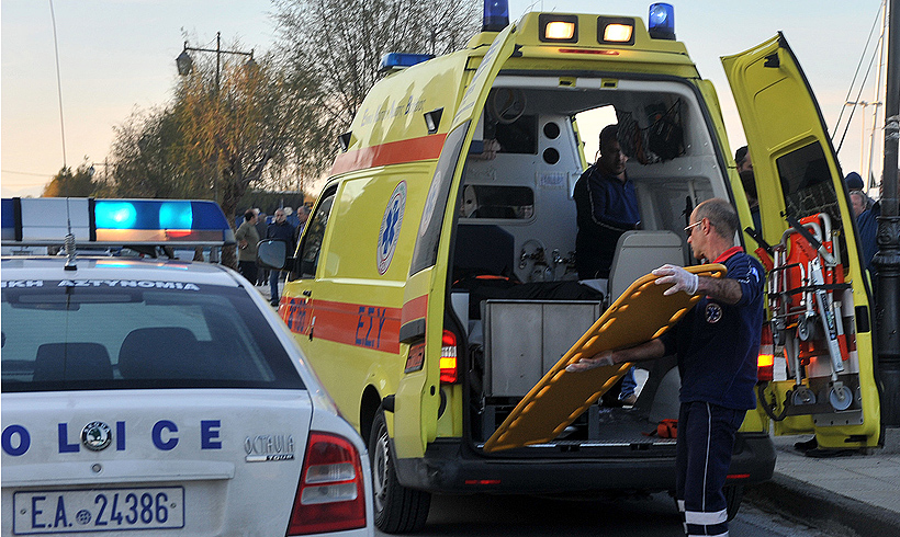 Πάτρα ΤΩΡΑ: Σοβαρά τραυματισμένο πεζό άτομο στην Ν.Ε.Ο. Πατρών-Αθηνών - Φωτογραφία 1