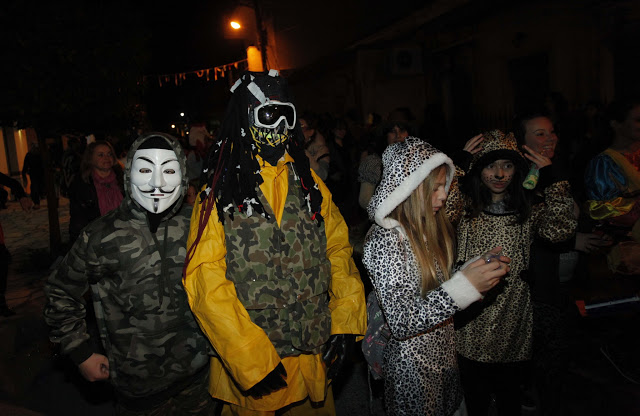 Πραγματοποιήθηκε η Καρναβαλική Βραδινή Παρέλαση στον ΑΣΤΑΚΟ (ΦΩΤΟ) - Φωτογραφία 29