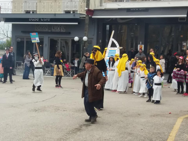 Δείτε ΦΩΤΟ σπο την παρέλαση στο Καρναβάλι της ΚΑΤΟΥΝΑΣ - Φωτογραφία 19