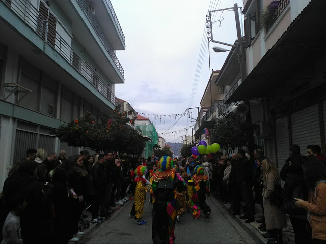 Ξεκίνησε η παρέλαση του Καρναβαλιού στον ΑΣΤΑΚΟ (ΦΩΤΟ) - Φωτογραφία 34
