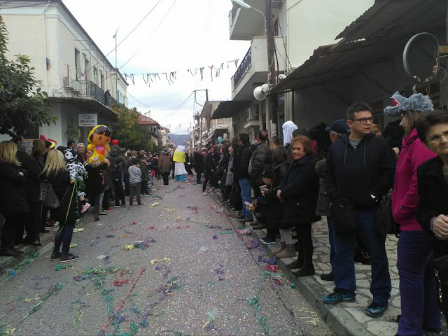 Ξεκίνησε η παρέλαση του Καρναβαλιού στον ΑΣΤΑΚΟ (ΦΩΤΟ) - Φωτογραφία 6
