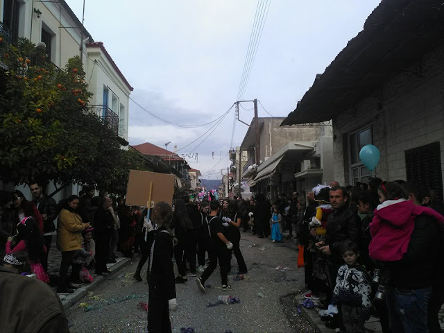 Ξεκίνησε η παρέλαση του Καρναβαλιού στον ΑΣΤΑΚΟ (ΦΩΤΟ) - Φωτογραφία 9